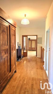 Maison - 203 m² - 7 pièces