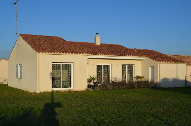 Maison - 98 m² - 4 pièces