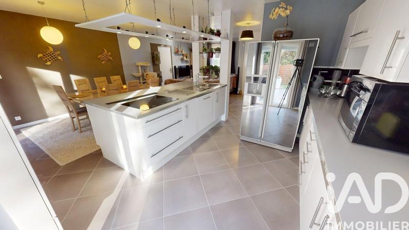 Maison - 127 m² - 7 pièces