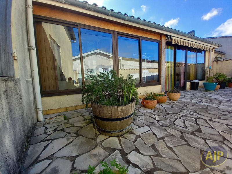 Maison - 99 m² - 4 pièces