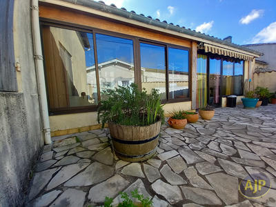 Maison - 99 m² - 4 pièces