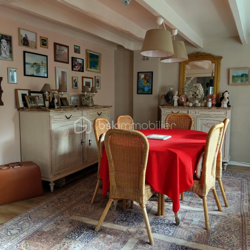 Moulin - 182 m² - 8 pièces