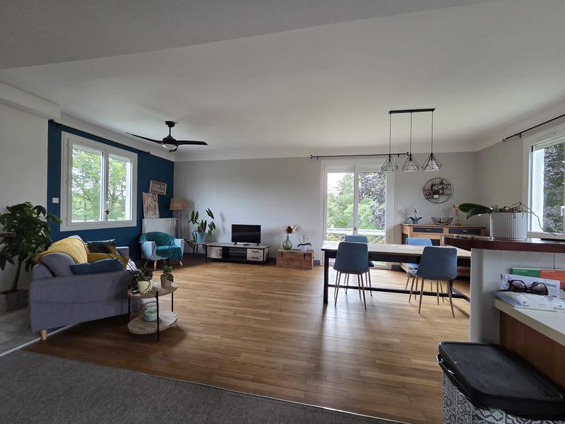 Maison - 164 m² - 8 pièces