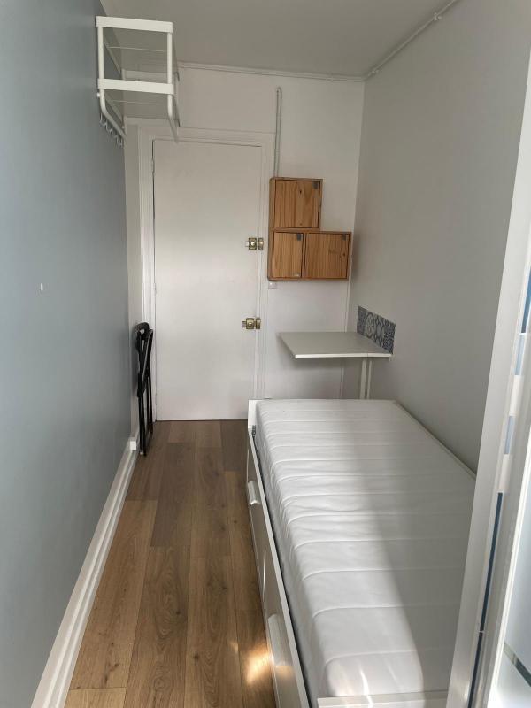 Chambre - 24 m² - 1 pièce