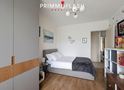 Appartement - 79 m² - 4 pièces