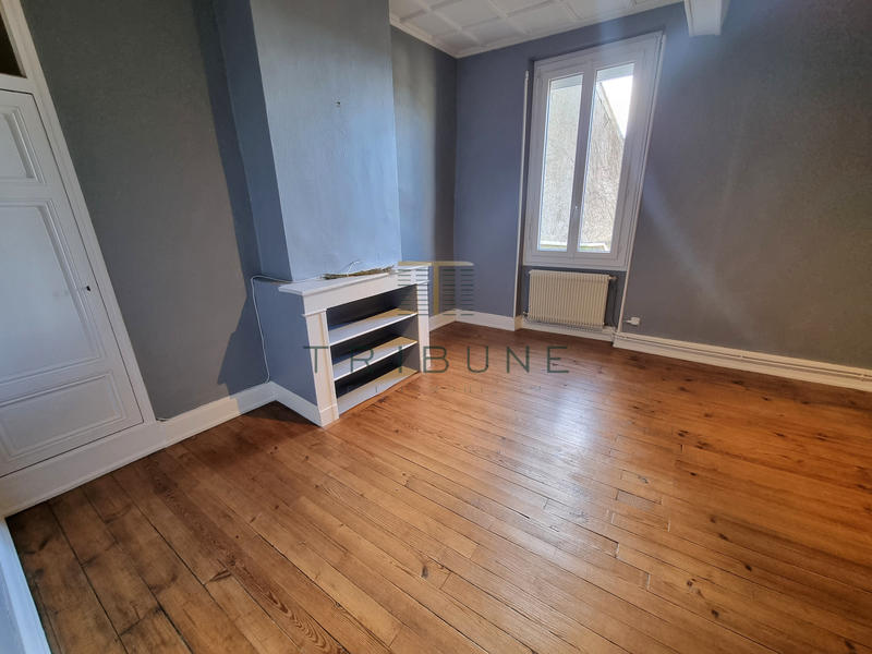 Maison - 292 m² - 10 pièces