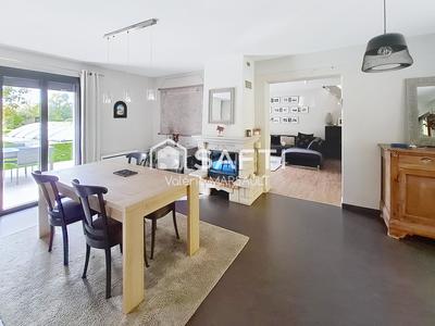 Villa - 180 m² - 7 pièces