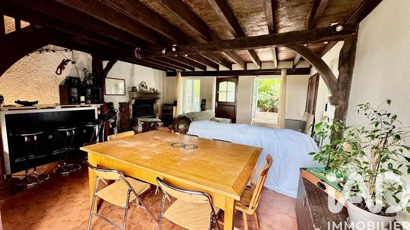 Château - 1 256 m² - 25 pièces