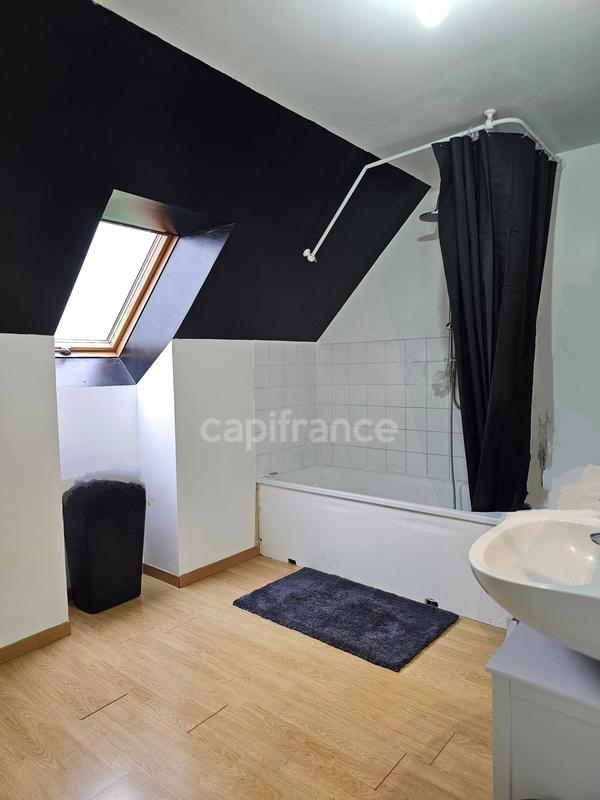 Maison - 91 m² - 4 pièces