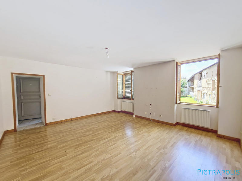 Appartement - 149 m² - 6 pièces