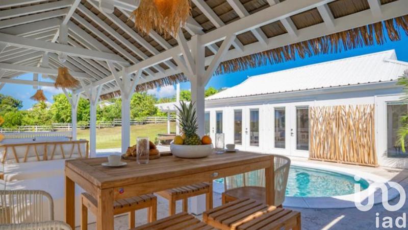 Maison - 200 m² - 4 pièces