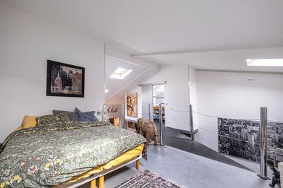 Appartement - 200 m² - 6 pièces