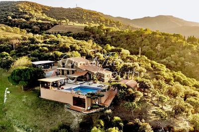 Mas - 171 m² - 8 pièces