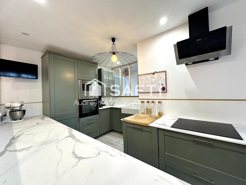 Maison - 115 m² - 8 pièces