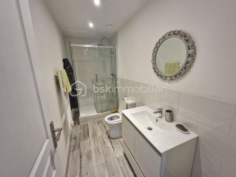 Loft - 160 m² - 5 pièces