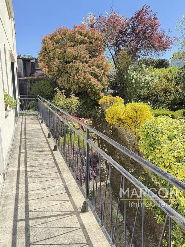 Maison - 143 m² - 7 pièces