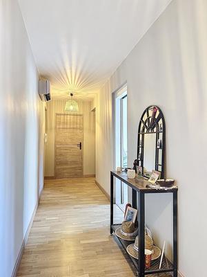 Maison - 200 m² - 5 pièces