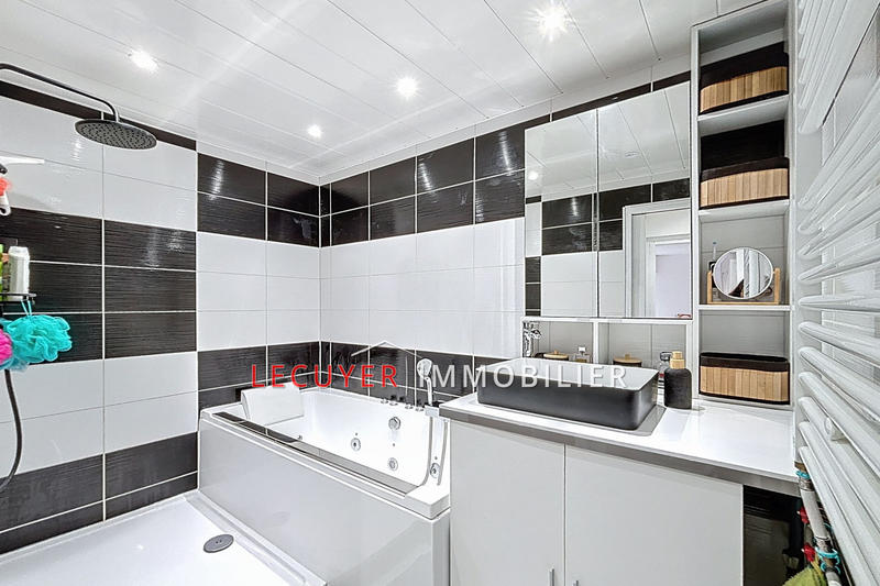 Appartement - 62 m² - 4 pièces