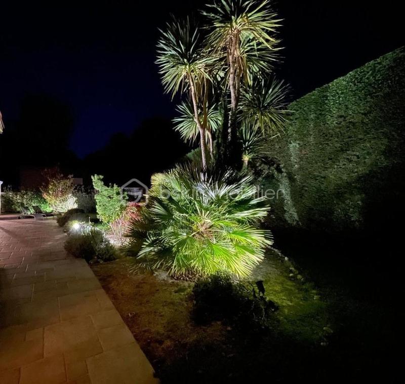 Maison d'architecte - 159 m² - 7 pièces