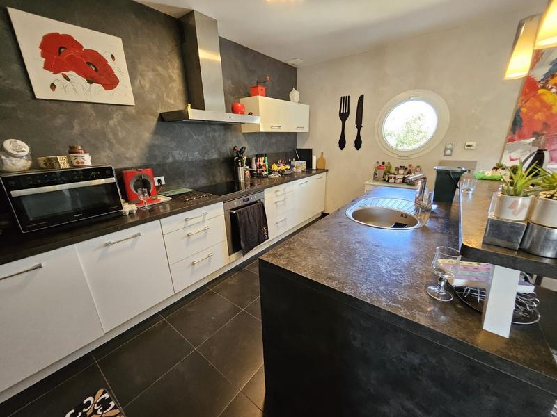 Maison - 130 m² - 6 pièces