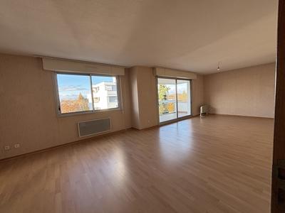 Appartement - 108 m² - 4 pièces