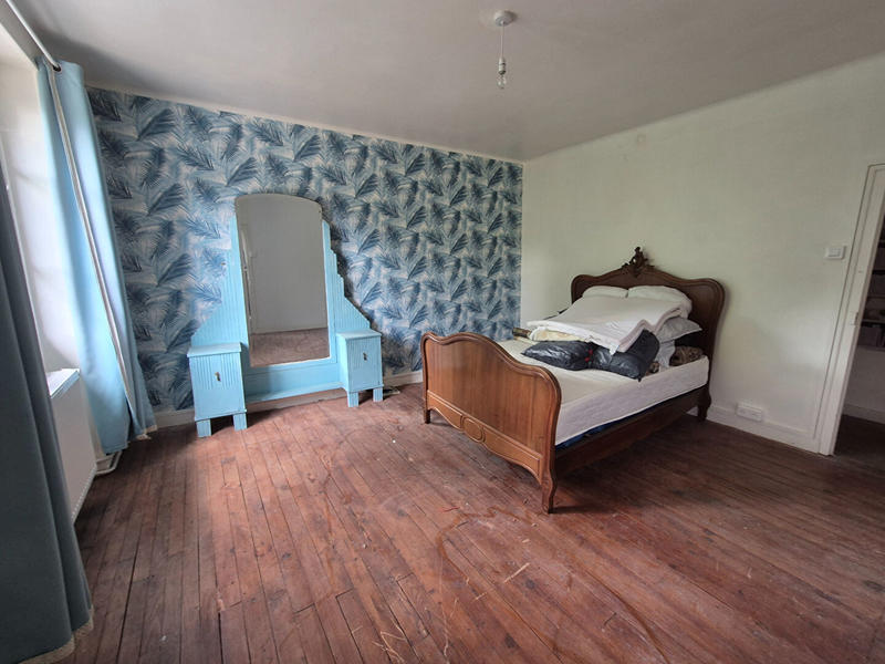 Maison - 260 m² - 11 pièces