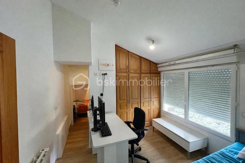 Propriété - 140 m² - 4 pièces