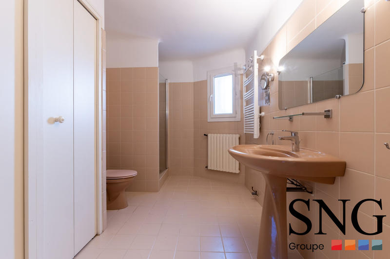 Villa - 175 m² - 6 pièces