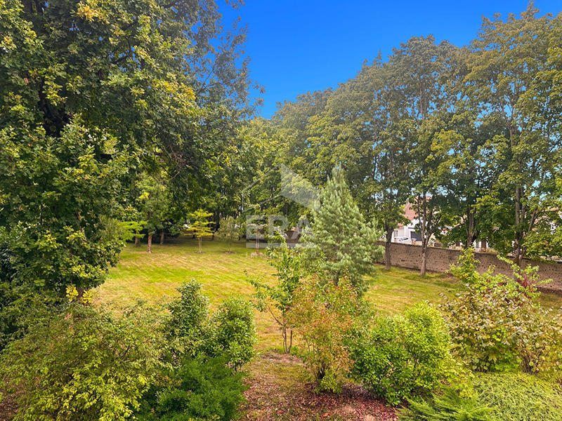 Appartement - 81 m² - 4 pièces