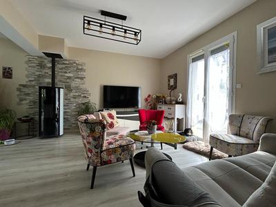 Maison - 135 m² - 6 pièces