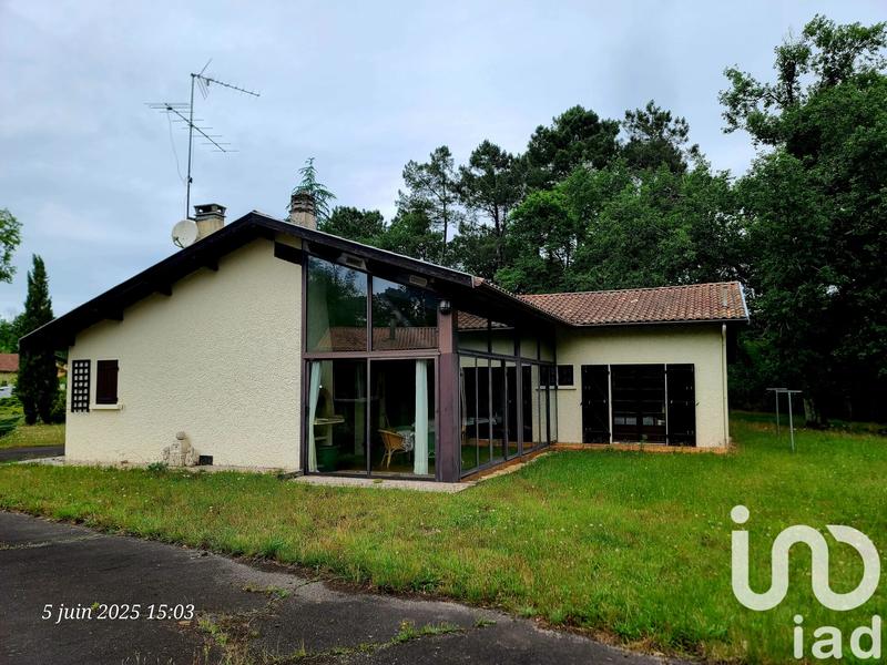 Maison - 232 m² - 8 pièces