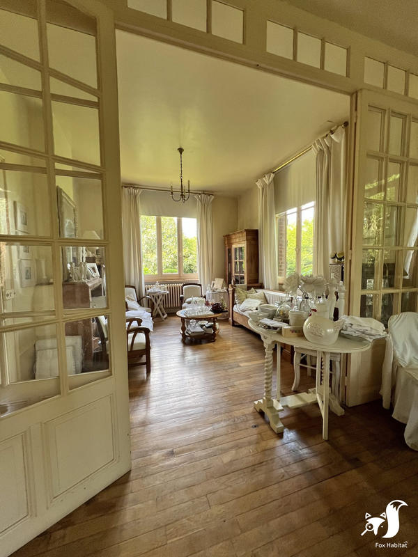 Maison traditionnelle - 182 m² - 6 pièces