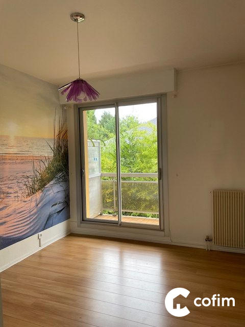 Appartement - 82 m² - 3 pièces