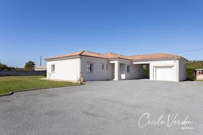 Maison - 142 m² - 6 pièces