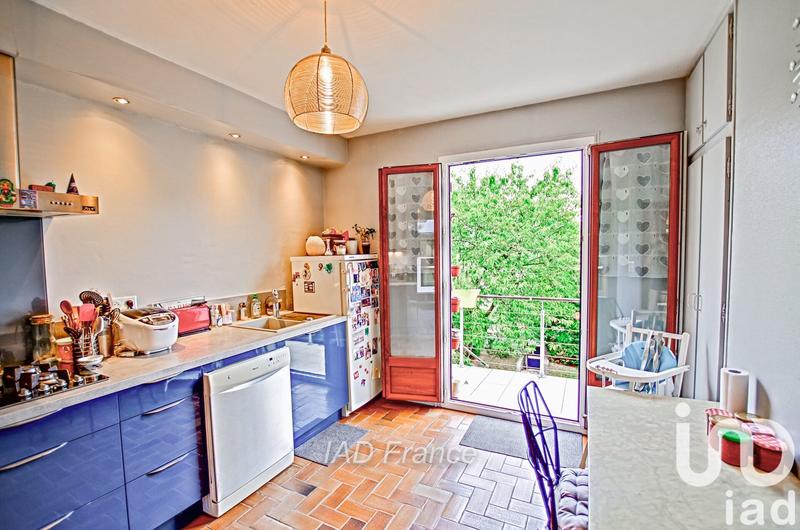 Maison - 180 m² - 8 pièces