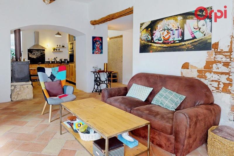 Maison - 245 m² - 6 pièces