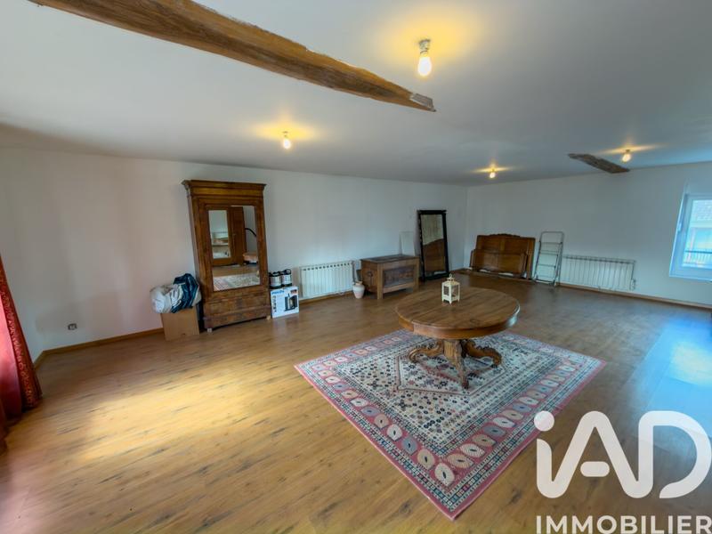 Maison de village - 277 m² - 8 pièces