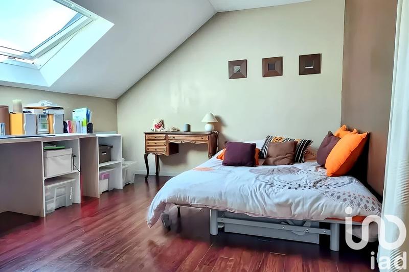 Maison - 104 m² - 6 pièces