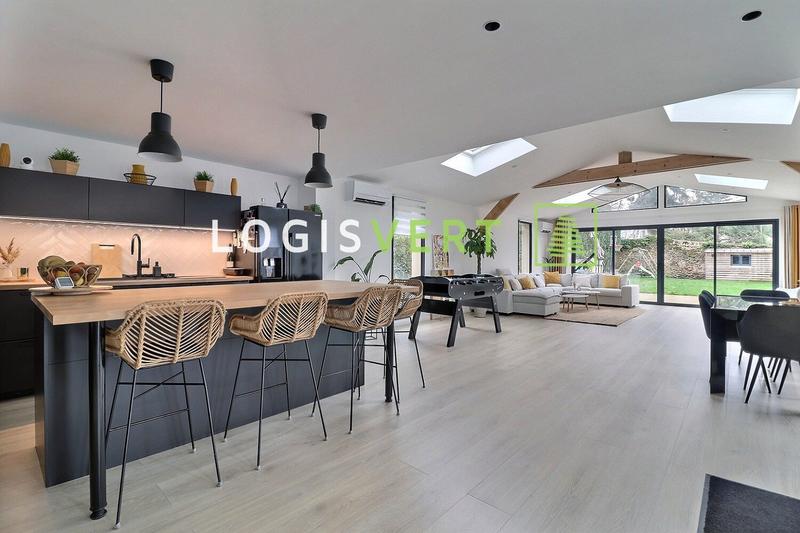 Maison - 165 m² - 6 pièces