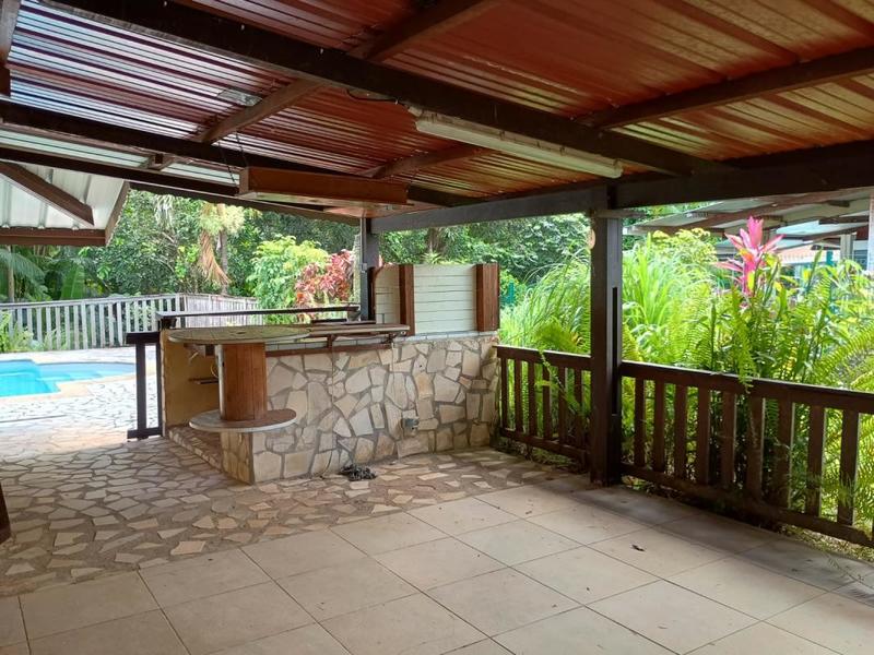 Villa - 90 m² - 4 pièces