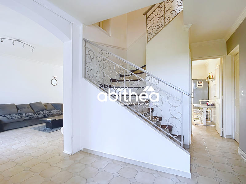 Maison - 88 m² - 4 pièces