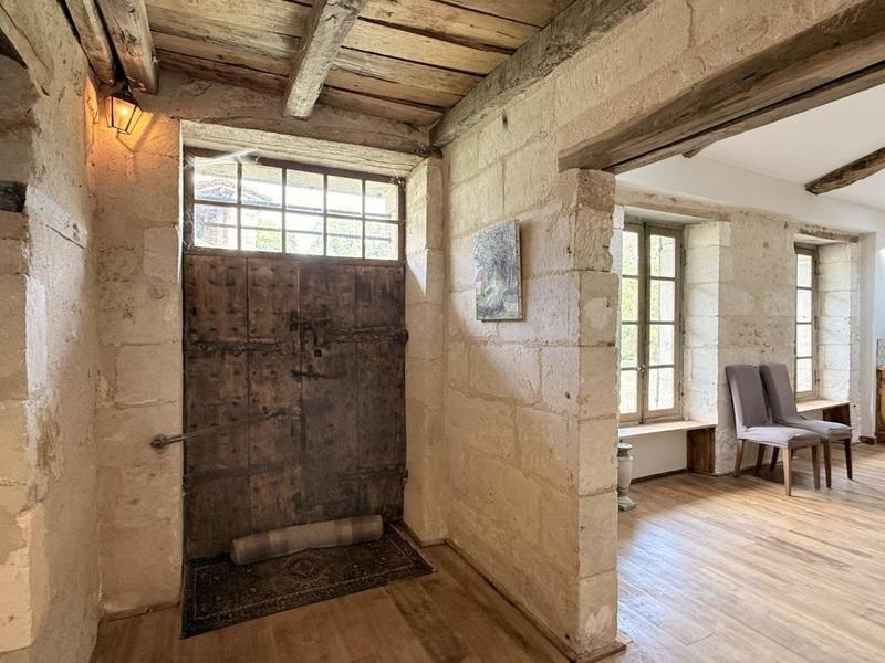 Demeure - 260 m² - 7 pièces