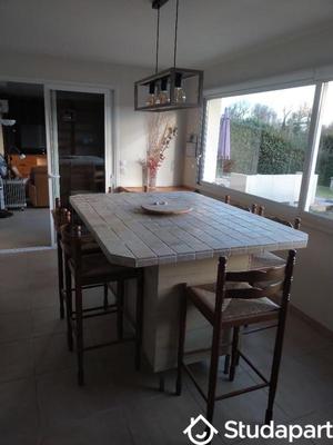 Appartement - 80 m² - 4 pièces