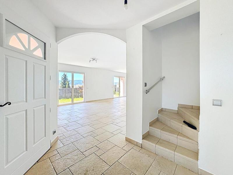 Maison - 160 m² - 5 pièces