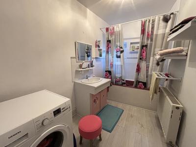 Appartement - 93 m² - 4 pièces