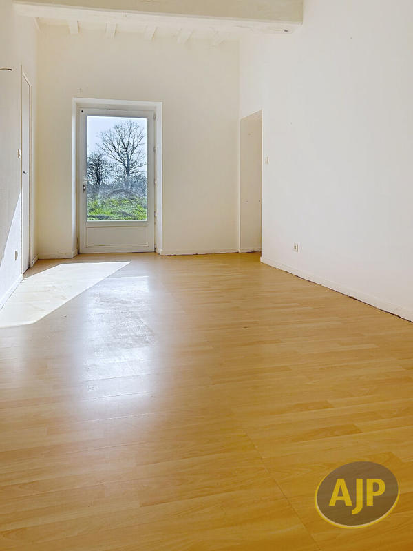 Maison - 101 m² - 4 pièces