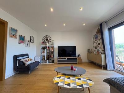 Appartement - 76 m² - 3 pièces