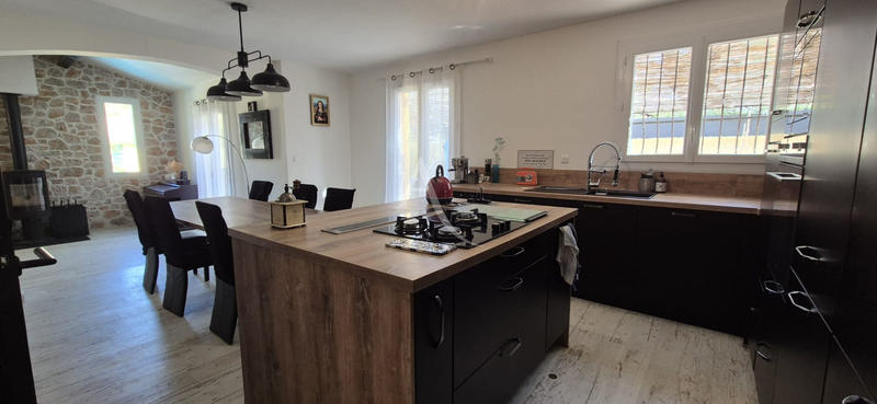 Maison - 140 m² - 4 pièces