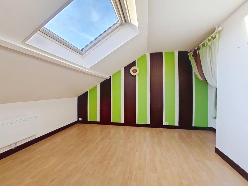 Maison - 136 m² - 7 pièces