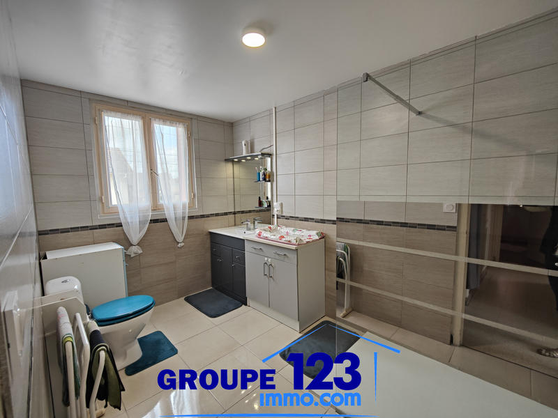 Maison - 101 m² - 4 pièces